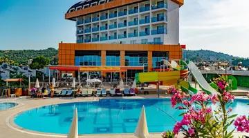 Hotel Throne Beach Resort & SPA