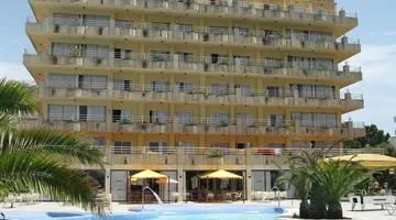 Playa Blanca Hotel